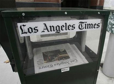 Báo Los Angeles Times đang sử dụng thuật toán để viết tin tức Ảnh: REUTERS