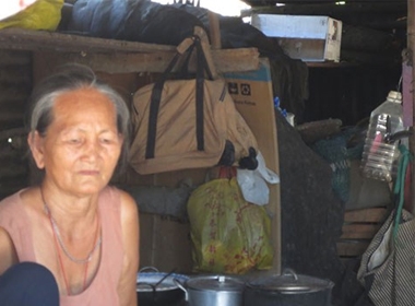 Bà Nguyễn Thị Đặng (67 tuổi)- bà nội của cháu Hoa