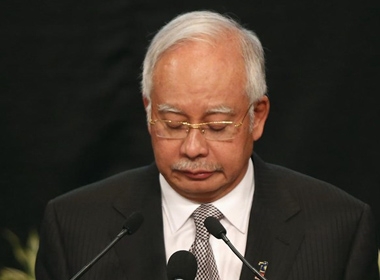 Thủ tướng Malaysia Najip Razak thông báo chiếc máy bay đã đâm xuống Nam Ấn Độ dương (Nguồn: Reuters)