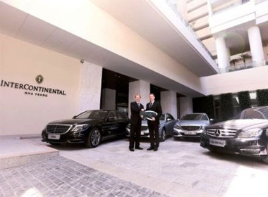 Khách sạn InterContinental Nha Trang vừa tậu 4 xế Mercedes-Benz làm 'taxi'