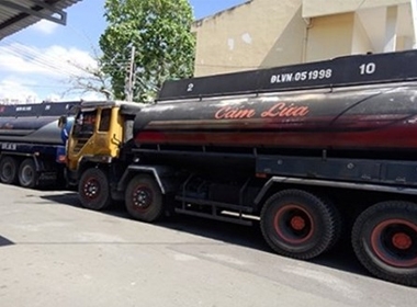 Số xe chở dầu đang bị tạm giữ để phục vụ công tác điều tra.