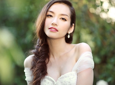 Hoa hậu Trúc Diễm tự tin khoe vẻ trẻ trung, xinh đẹp 