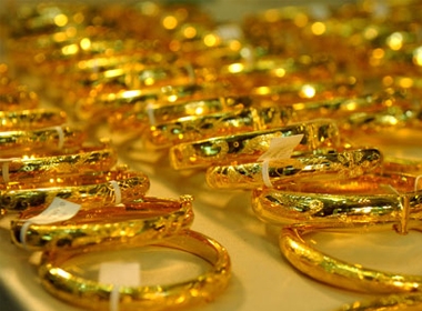 Công ty vàng bạc đá quý Sài Gòn SJC điều chỉnh giá vàng tăng nhẹ.