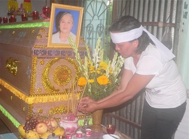 Đám tang bà Nguyễn Thị Nên, người bị cháu ngoại giết