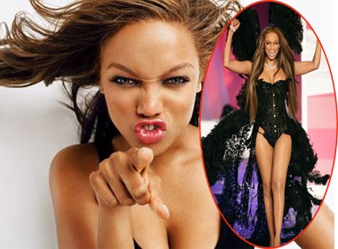 Tyra Banks tức giận vì bị Victoria's Secret chê già khi đi diễn