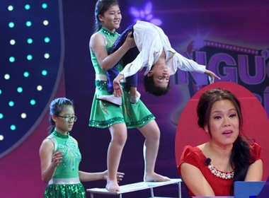 Việt Hương xúc động khi chứng kiến tài năng của các em bé mồ côi