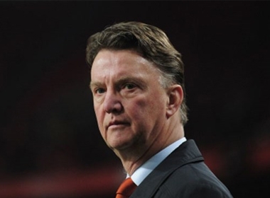 Louis Van Gaal chính thức trở thành HLV M.U