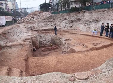 Một ngôi mộ cổ từng được phát hiện ở Hà Nội trước đó