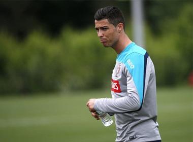 Ronaldo tiếp tục vắng mặt vì chấn thương - Ảnh: Reuters