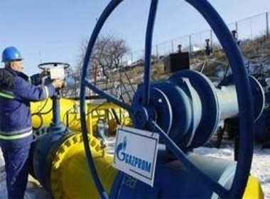 Gazprom cắt nguồn cung khí đốt sang Ukraina vì Kiev không trả hết nợ.