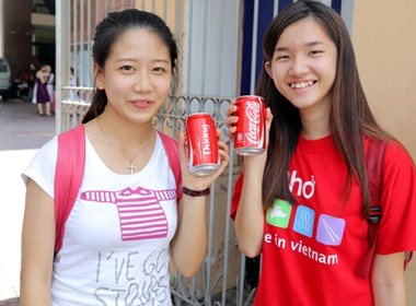  Coca-Cola in tên riêng: Cách mới để kết nối bạn bè 