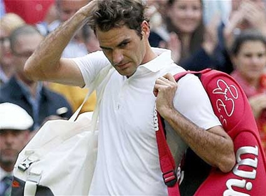 Federer đã bất ngờ để thua trước Stakhovsky tại vòng 2 Wimbledon 2013