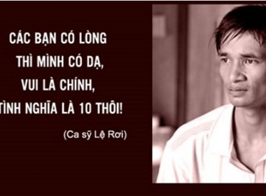 'Ca sĩ' Lệ Rơi: Lời khen và những sự bỡn cợt của xã hội ảo!