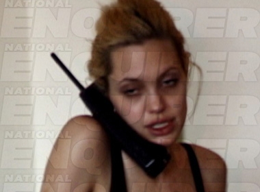 Loạt ảnh nghiện ngập của Angelina Jolie
