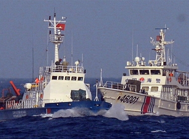Tình hình biển Đông sáng 11/7: Tàu Trung Quốc treo biểu ngữ nhắc đến hòa bình