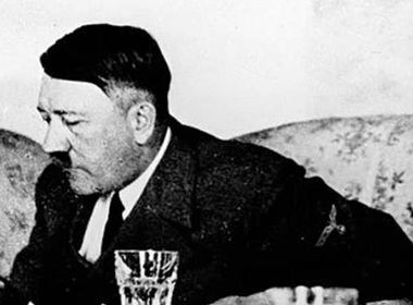 Sự thật không ai ngờ về Hitler - người đàn ông độc ác nhất thế giới 