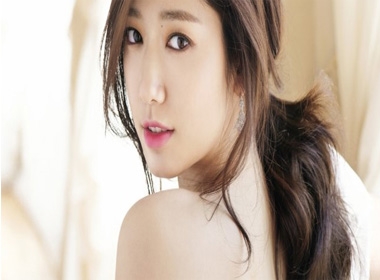 Park Shin Hye 3 năm liên tiếp trở thành ngôi sao Hàn Quốc 