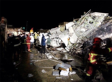 Đài Loan đóng cửa sân bay Mã Công sau vụ máy bay GE222 rơi