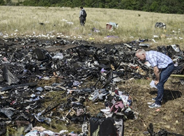 Vụ rơi máy bay MH 17: Xuất hiện kịch bản mới