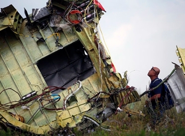 Ukraine tuyên bố MH17 bị tên lửa bắn hạ