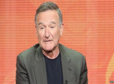 Nam diễn viên Robin Williams tự tử tại nhà