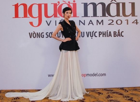 Vietnam's next top model 2014: Siêu mẫu Xuân Lan quyến rũ với váy dài