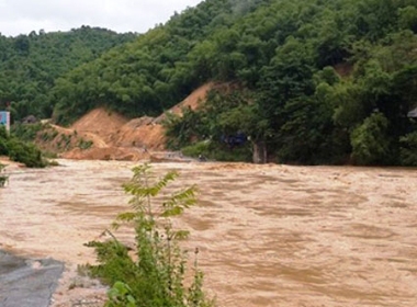 Thanh Hóa: Hơn 5.000 hộ dân bị cô lập do mưa lũ