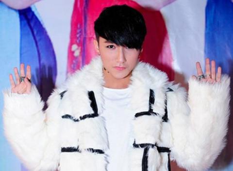 Stylist lên tiếng 'minh oan' khi Sơn Tùng M-TP lọt top sao mặc xấu