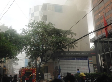 Cháy khách sạn ở Sài Gòn, 1 khách nước ngoài tử vong
