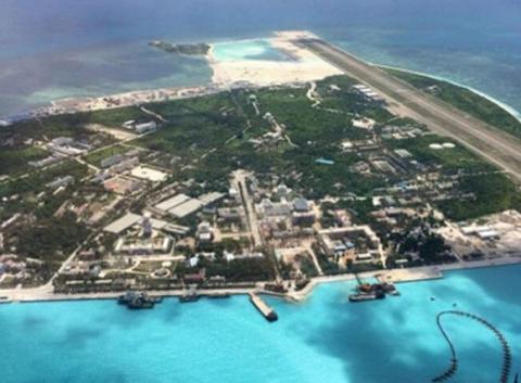 Tình hình Biển Đông: Đường băng TQ xây ở Hoàng Sa là vô giá trị