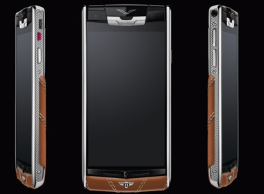 Siêu smartphone Bentley giá 338 triệu đồng