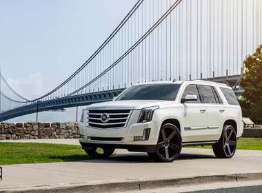 Ngắm 'khủng long' Cadillac Escalade 2015 với la zăng khủng 