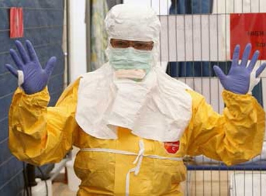 Ebola và những tin đồn cực hài về virus chết người