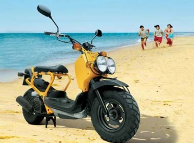 3 mẫu xe tay ga 50cc 'độc, lạ' cho chị em