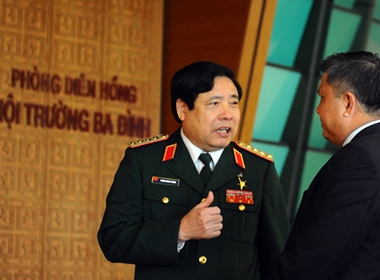 'Việt - Trung tránh va chạm vũ trang trên biển'