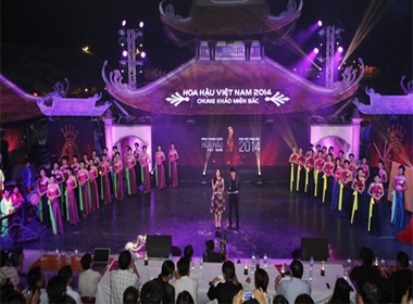 Hoa hậu Việt Nam 2014: Tổng duyệt chung khảo phía Bắc 