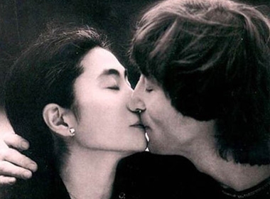 John Lennon và Yoko Ono