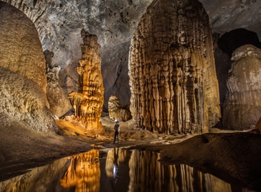 Tour khám phá hang động Sơn Đoòng chính thức mở từ tháng 2/2015