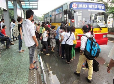 Nỗi hoảng sợ của nữ sinh khi bị 'lạm dụng' trên xe bus