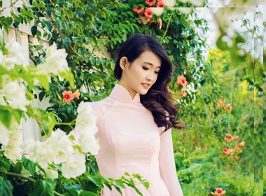 Hoa hậu Việt Nam 2014: Dân mạng bất ngờ vì Trương Mỹ Nhân bị loại