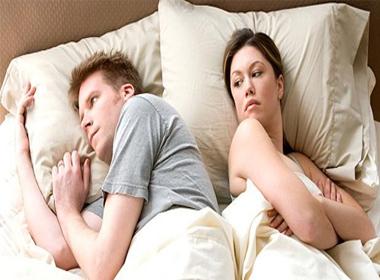 Đau khổ vì mẹ xui chồng ly hôn do chưa sinh được con