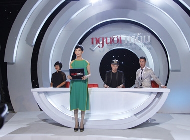 Vietnam's next top model 2014: Phòng đánh giá và loại 'ngoài vũ trụ'