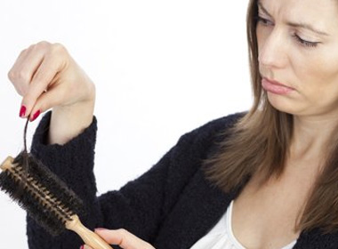 Ăn gì để ngăn ngừa rụng tóc?