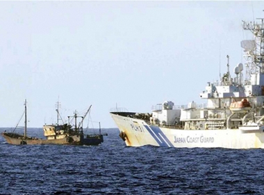 Tình hình biển Đông sáng 22/11: Tàu cá Trung Quốc bị 'đánh hội đồng'