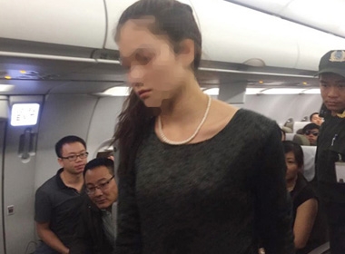 '2 bà 1 ông' đánh nhau trên máy bay: 2 người phụ nữ đã nộp phạt 15 triệu đồng