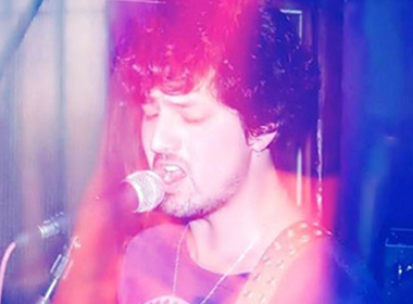 Ca sĩ Agustin Briolini. Ảnh: CEN