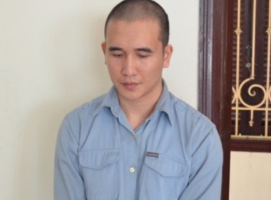Nguyễn Mạnh Hùng tại phiên tòa ngày 25 /11.