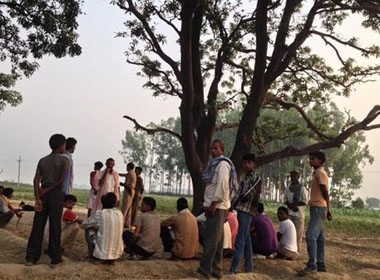 Hé lộ nguyên nhân 2 cô gái bị treo xác trên cây ở Ấn Độ 