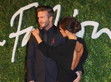 Sau tai nạn xe hơi, Beckham được vợ cảm ơn không ngớt lời