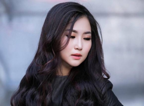 Hương Tràm 'xù lông' khi bị quy chụp chê bai Hoa hậu Kỳ Duyên